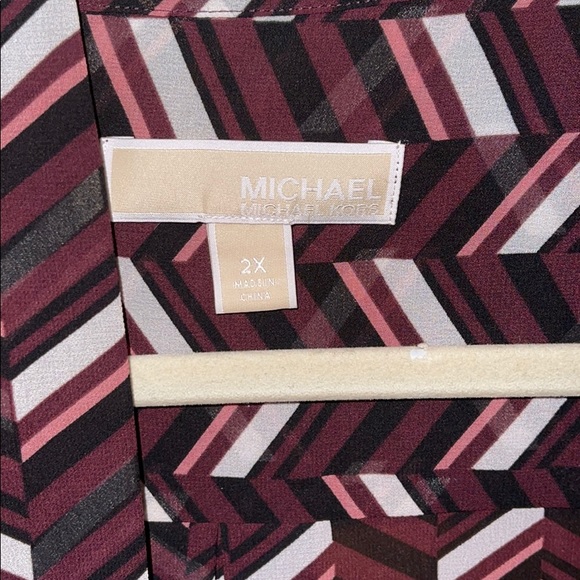 Mikhael Kors Patterned Blouse Size 2X - Picture 3 of 7